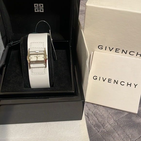 Givenchy White Leather Watch main image 5